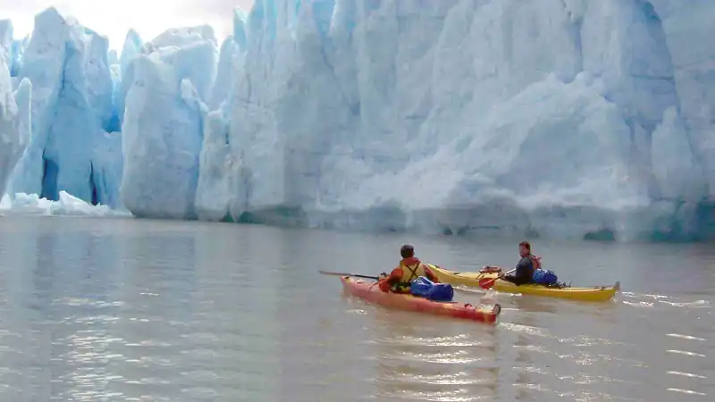 Caiaque Glaciar Grey