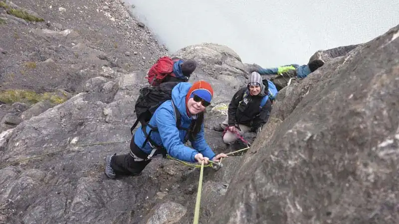 Glaciar Cagliero Ice Trek