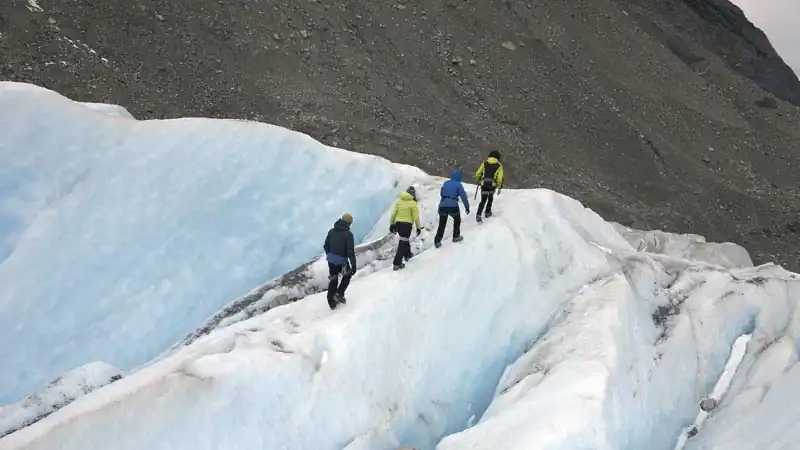 Glaciar Cagliero Ice Trek