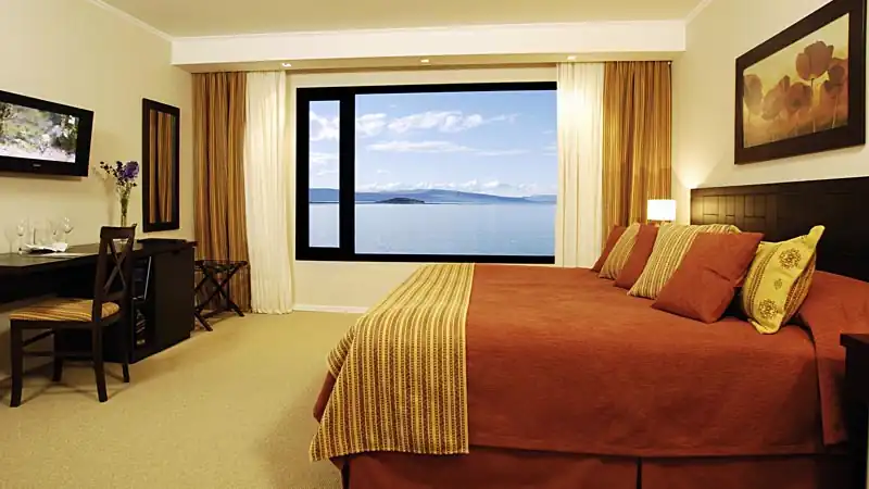 5* | Xelena Deluxe Suites 