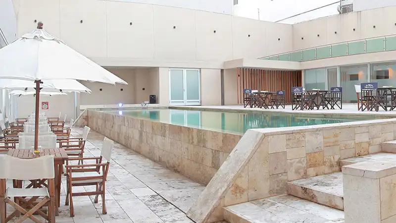 4* | Dazzler Recoleta