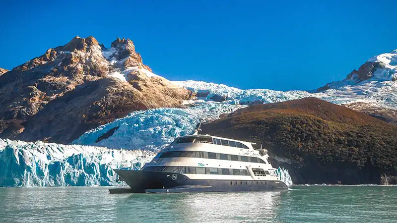 Cruzeiro Mar Patag “The Spirit of the Glaciers”
